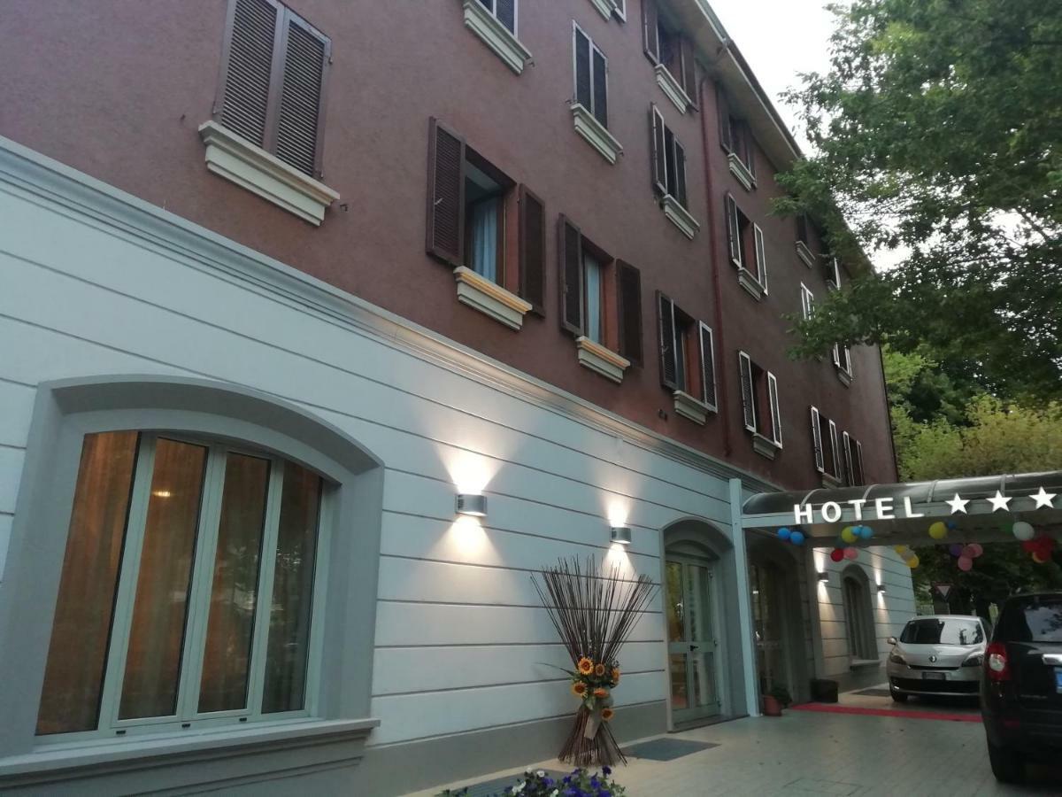 Hotel Primarosa Salsomaggiore Terme Buitenkant foto