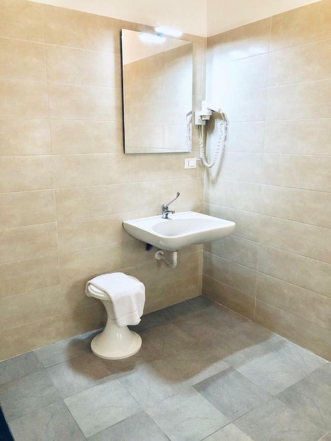 Hotel Primarosa Salsomaggiore Terme Buitenkant foto